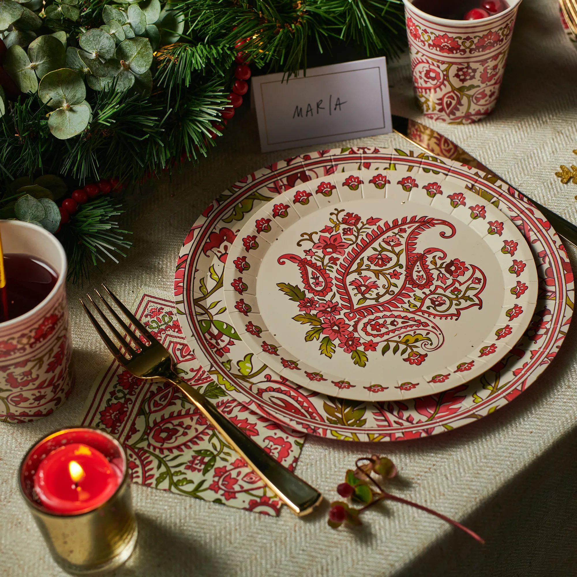 Festive Paisley Tableware Set