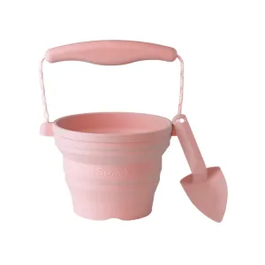 Scrunch seedling pot and trowel