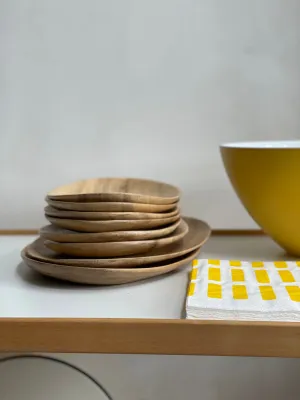 Serving Wooden Plates. (set of 8)